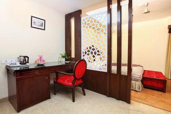 Hotel Oyo Premium Pitampura